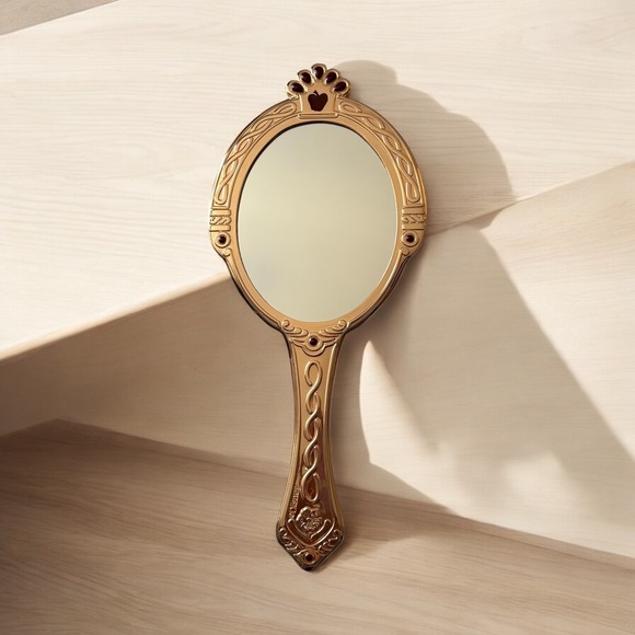 Besame RARE Disney SnowWhite Hand Mirror Gld Tone Fairest of All-A few scratches - Picture 1 of 6